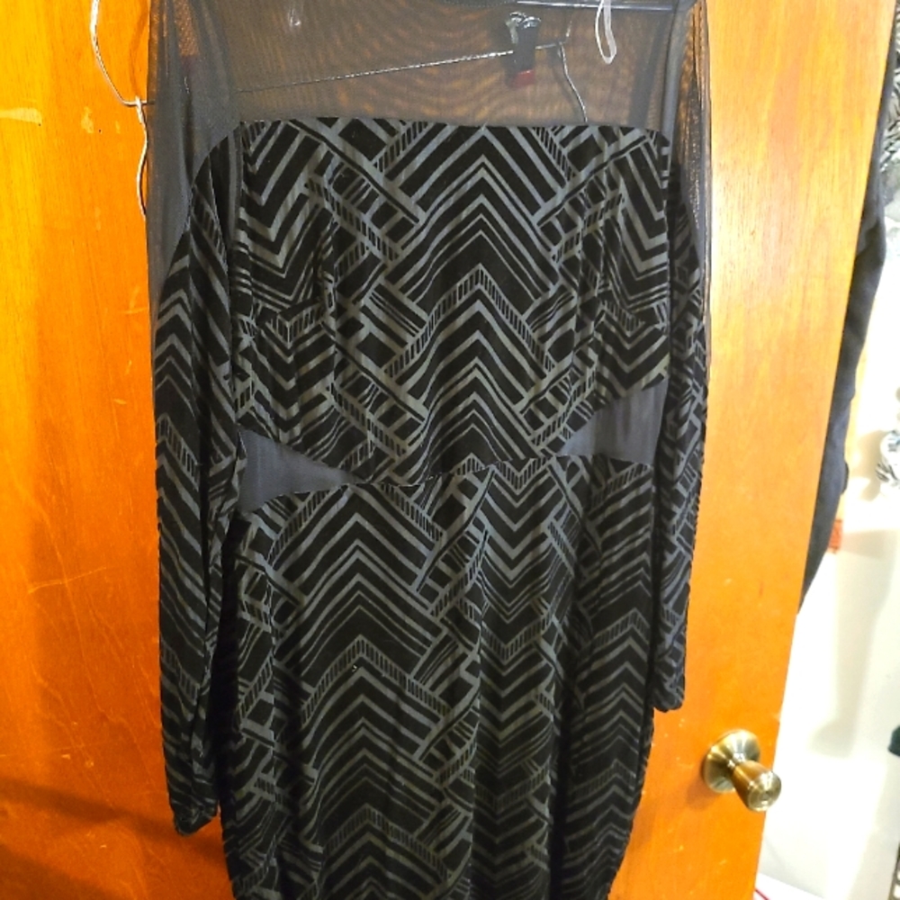 Black fashion dress 1x